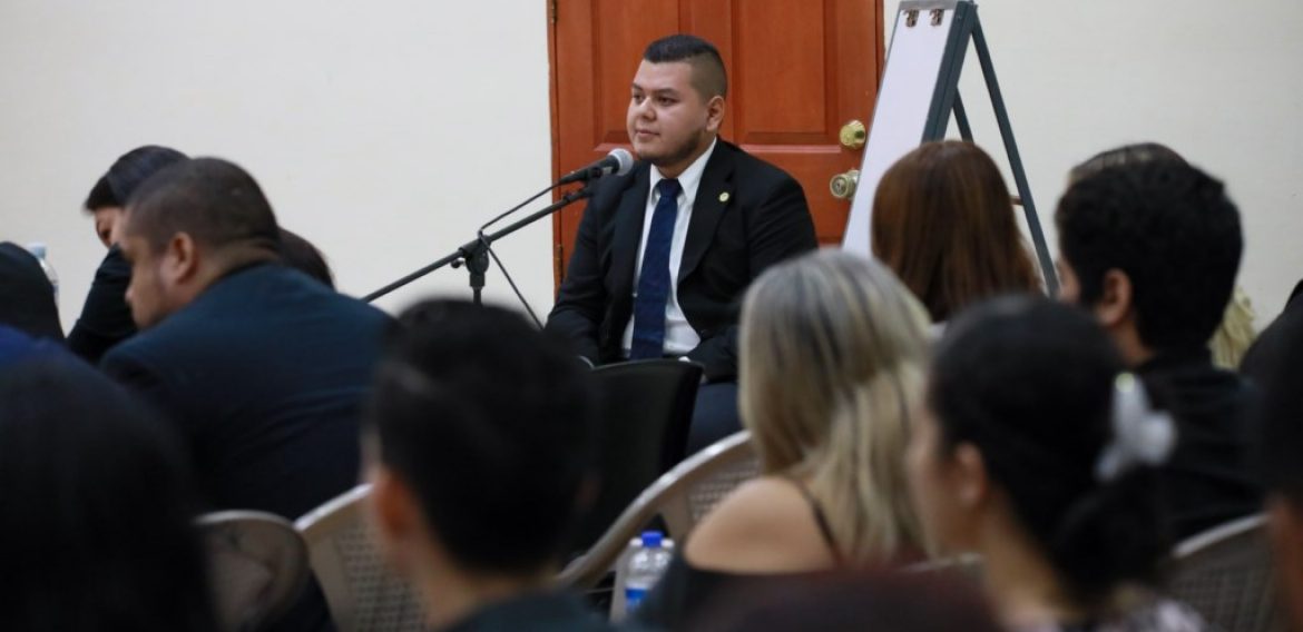 REPRESENTACIÓN DE LA FISCALIA GANA FINAL DEL XV CONCURSO DE LITIGACIÓN ORAL