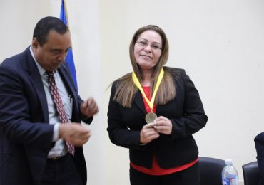 REPRESENTACIÓN DE LA FISCALIA GANA FINAL DEL XV CONCURSO DE LITIGACIÓN ORAL
