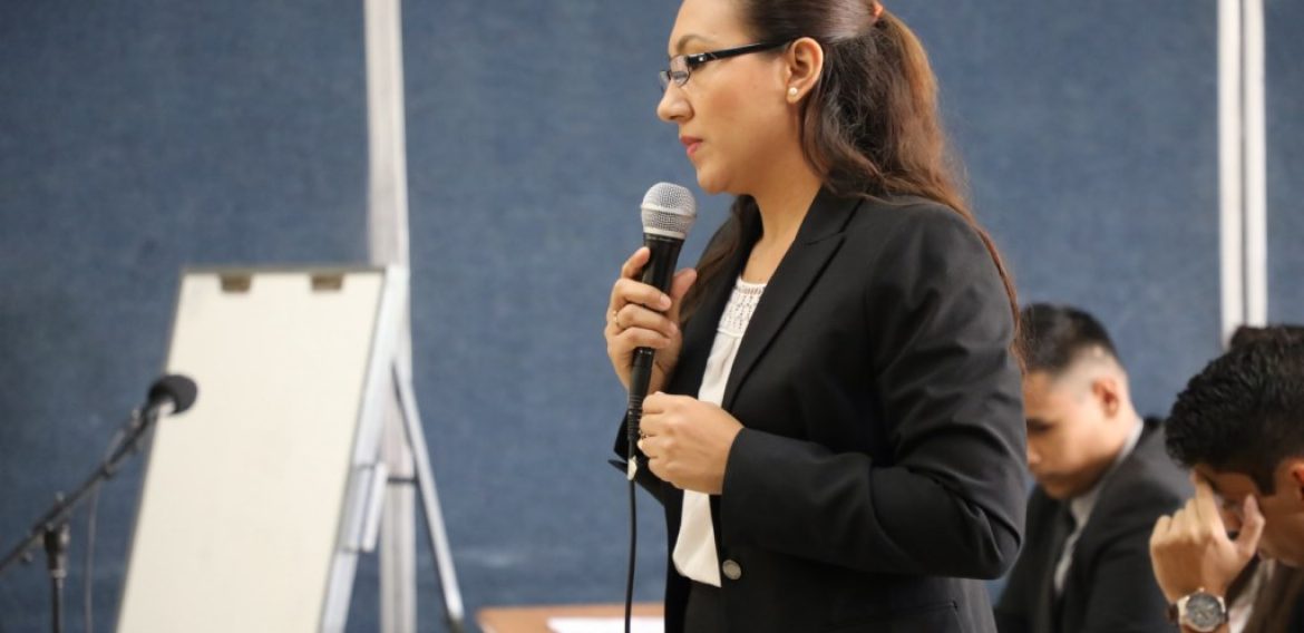 A UN PASO DE LA FINAL: CONCURSO DE TÉCNICAS DE LITIGACIÓN ORAL