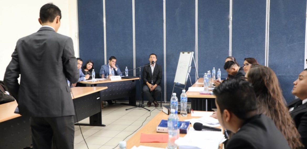 A UN PASO DE LA FINAL: CONCURSO DE TÉCNICAS DE LITIGACIÓN ORAL