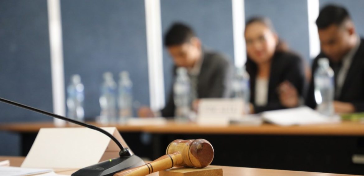 A UN PASO DE LA FINAL: CONCURSO DE TÉCNICAS DE LITIGACIÓN ORAL