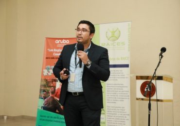 ESTUDIANTES UNICAES ENTRE LOS TRES MEJORES PROYECTOS DE INTERNET