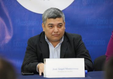 MINEC Y UNICAES APOYAN LA INDUSTRIA CON CAPACITACIÓN SOBRE DISEÑO DIGITAL DE CALZADO