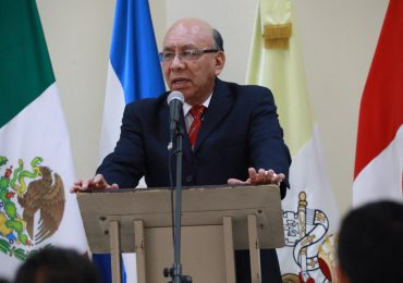 MINEC Y UNICAES APOYAN LA INDUSTRIA CON CAPACITACIÓN SOBRE DISEÑO DIGITAL DE CALZADO
