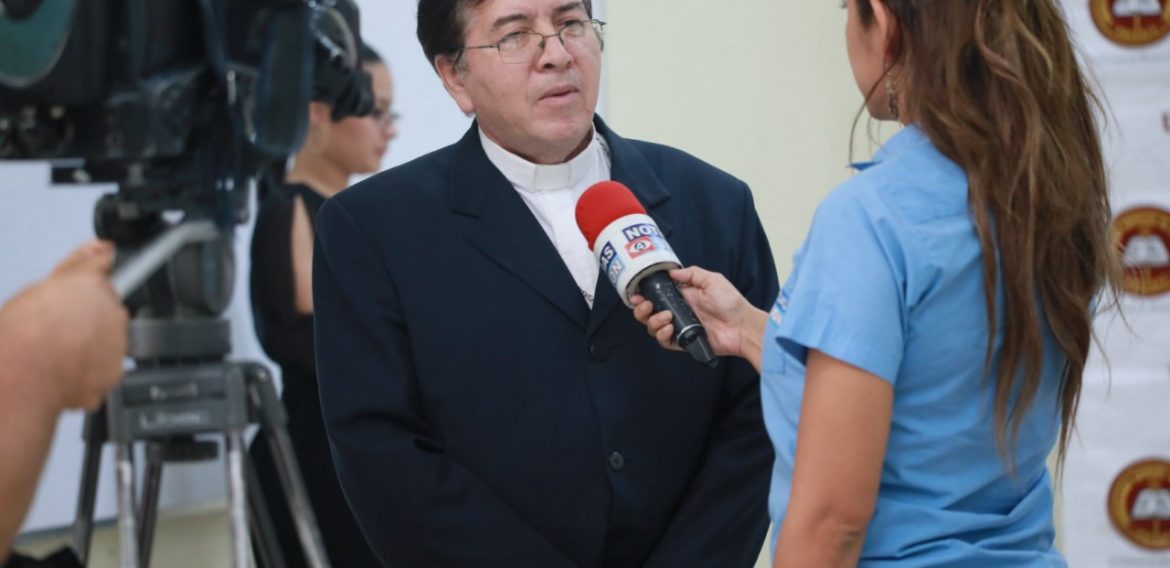 MINEC Y UNICAES APOYAN LA INDUSTRIA CON CAPACITACIÓN SOBRE DISEÑO DIGITAL DE CALZADO