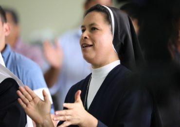 NUEVOS MODOS DE EVANGELIZAR EN UN MUNDO EN CONSTANTE CAMBIO