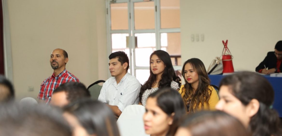 LA COMUNICACIÓN: ACCIÓN ESTRATÉGICA PARA EMPRENDER