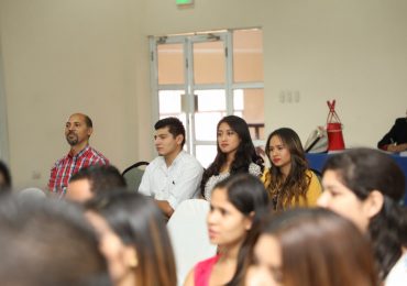 LA COMUNICACIÓN: ACCIÓN ESTRATÉGICA PARA EMPRENDER