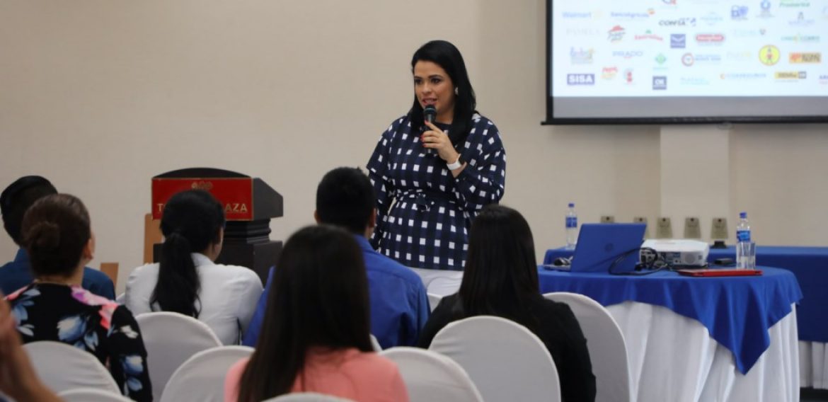 LA COMUNICACIÓN: ACCIÓN ESTRATÉGICA PARA EMPRENDER