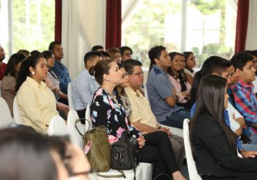 LA COMUNICACIÓN: ACCIÓN ESTRATÉGICA PARA EMPRENDER
