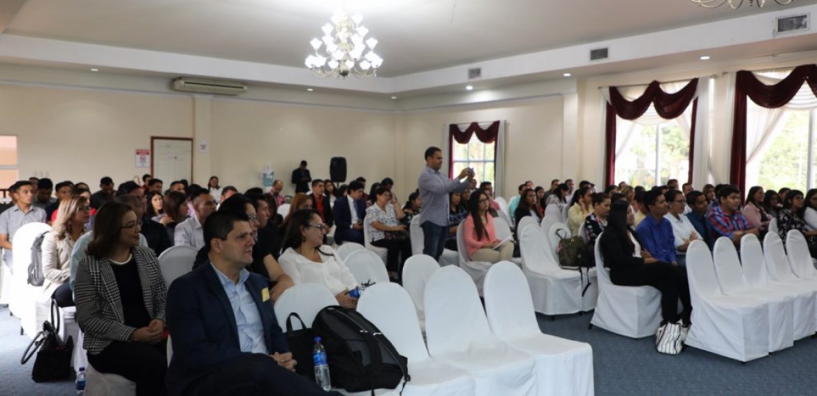 LA COMUNICACIÓN: ACCIÓN ESTRATÉGICA PARA EMPRENDER