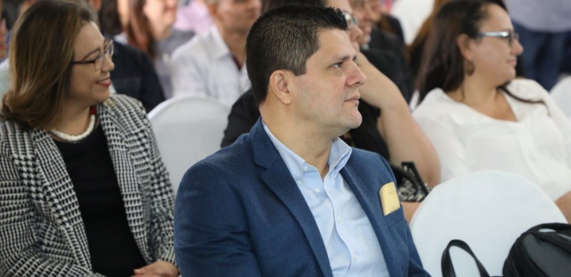 LA COMUNICACIÓN: ACCIÓN ESTRATÉGICA PARA EMPRENDER