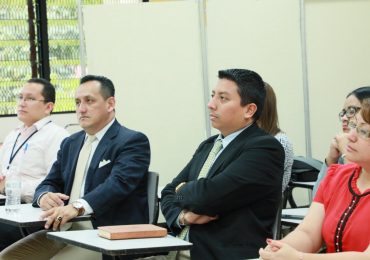 LA FORMACIÓN DOCENTE EN SALUD: HACIA UNA METODOLOGÍA CIENTÍFICA