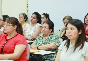 LA FORMACIÓN DOCENTE EN SALUD: HACIA UNA METODOLOGÍA CIENTÍFICA