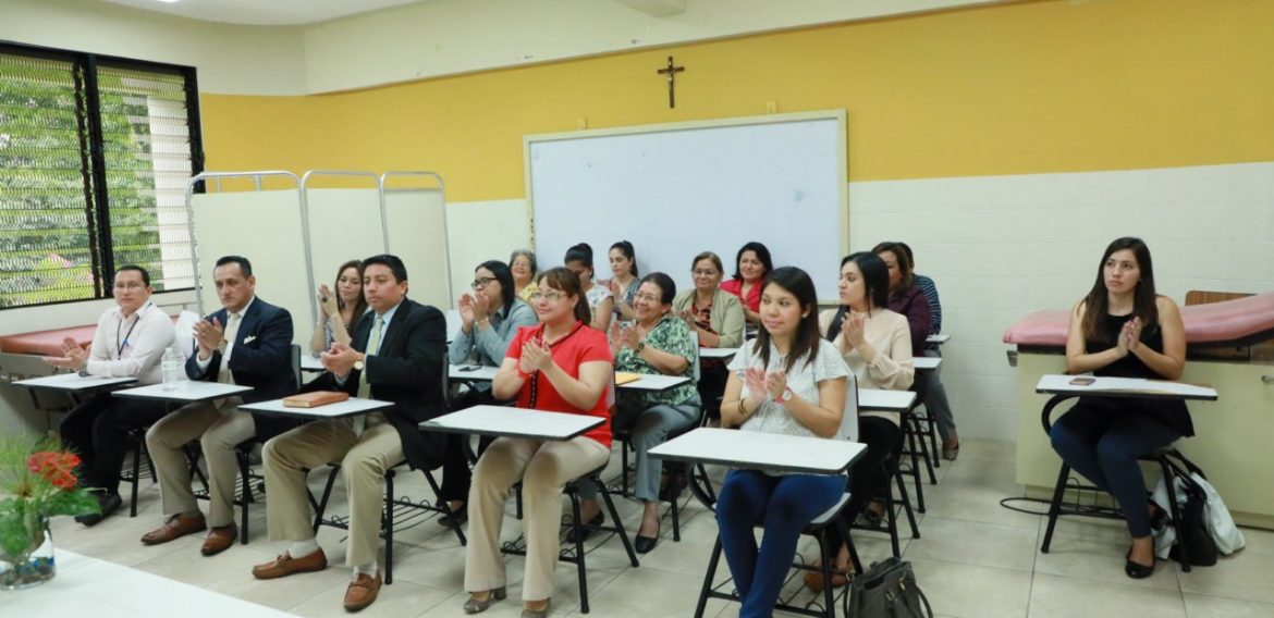 LA FORMACIÓN DOCENTE EN SALUD: HACIA UNA METODOLOGÍA CIENTÍFICA
