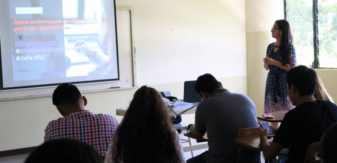 BIENVENIDOS A BORDO: ESTUDIANTES VIAJAN DE INTERCAMBIO A SUECIA, ESTADOS UNIDOS Y CANADÁ