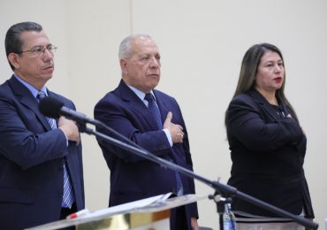 ENTRE TENSIONES Y ALCANCES: LA POLÍTICA DE EL SALVADOR EN DEBATE