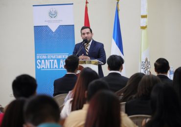 ENTRE TENSIONES Y ALCANCES: LA POLÍTICA DE EL SALVADOR EN DEBATE