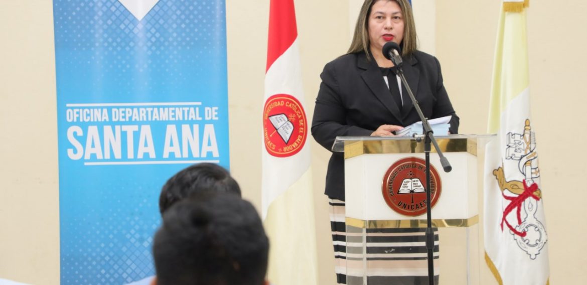 ENTRE TENSIONES Y ALCANCES: LA POLÍTICA DE EL SALVADOR EN DEBATE