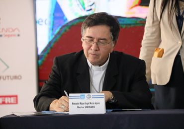 ACUERDO ENTRE LA SSF Y UNICAES PERMITIRÁ PRÁCTICAS PROFESIONALES PARA LOS ESTUDIANTES