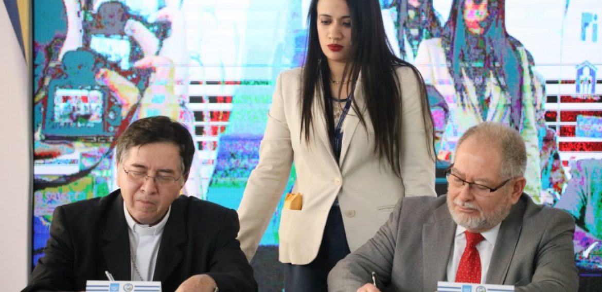 ACUERDO ENTRE LA SSF Y UNICAES PERMITIRÁ PRÁCTICAS PROFESIONALES PARA LOS ESTUDIANTES