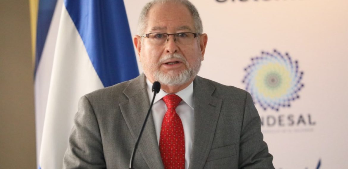 ACUERDO ENTRE LA SSF Y UNICAES PERMITIRÁ PRÁCTICAS PROFESIONALES PARA LOS ESTUDIANTES