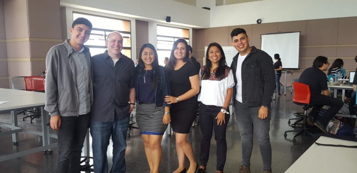 ESTUDIANTES UNICAES DESTACAN EN CÁTEDRA JORGE MONTES, GUATEMALA