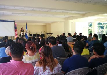 PROFESORES DE EEUU FACILITAN OPORTUNIDAD DE INTERCAMBIO ACADÉMICO CON UNICAES