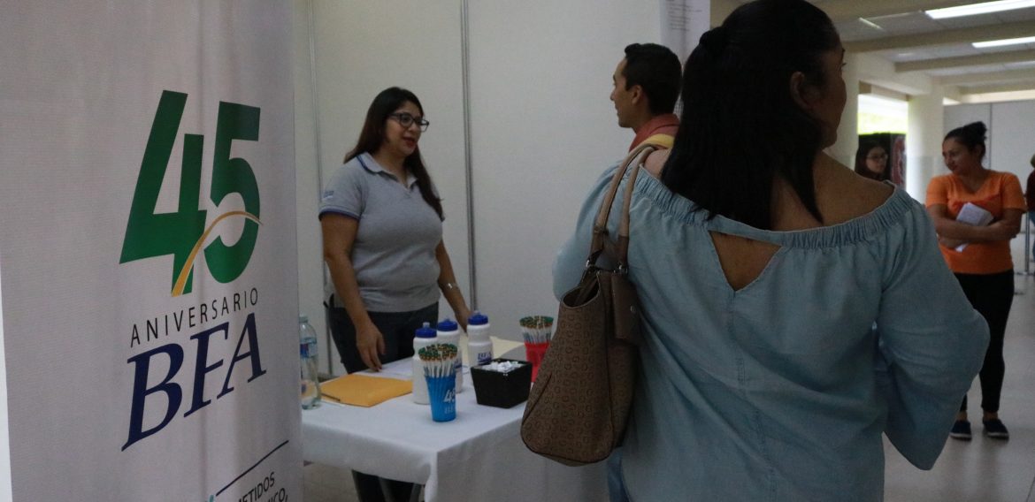 OPORTUNIDAD Y EMPRENDIMIENTO: RESULTADOS II FERIA DE EMPLEO UNICAES