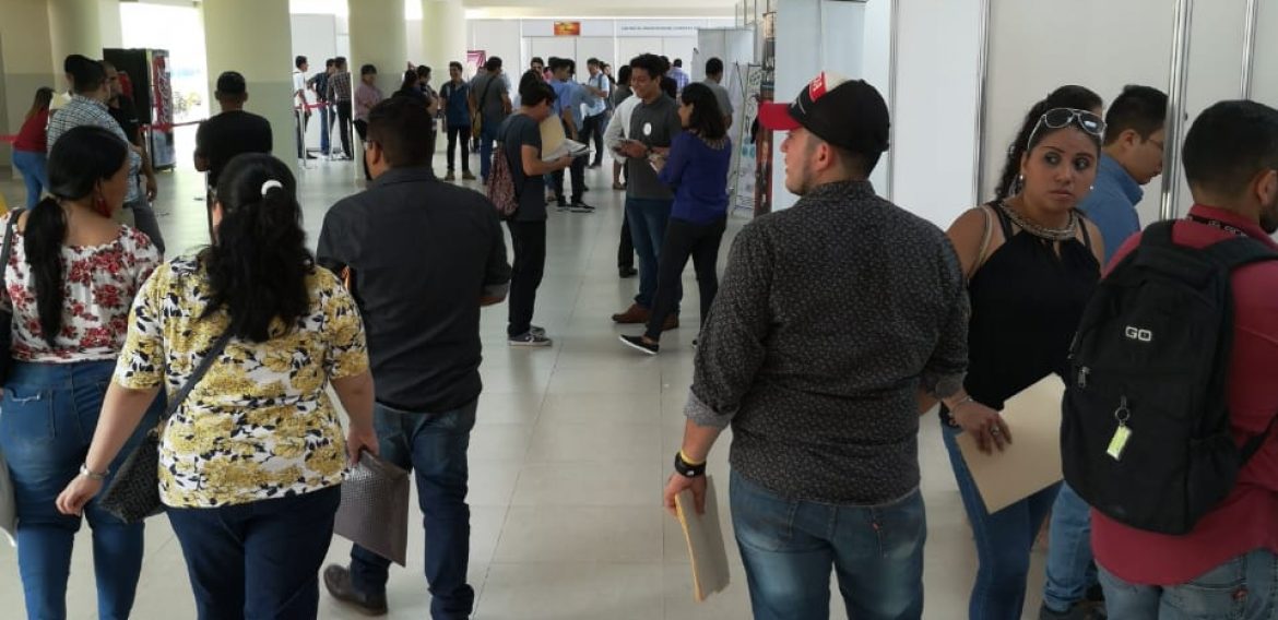 OPORTUNIDAD Y EMPRENDIMIENTO: RESULTADOS II FERIA DE EMPLEO UNICAES