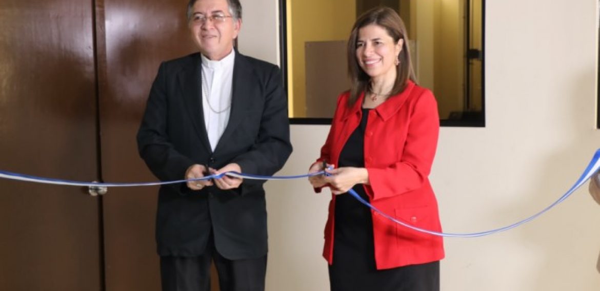 INAUGURACIÓN DE LABORATORIOS EN TECNOLOGÍA PARA CARRERAS DE INGENIERÍA