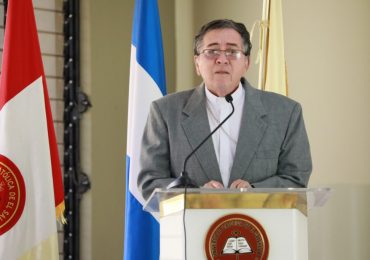 UNICAES INNOVA EN LA INDUSTRIA: LANZAMIENTO DEL PRIMER LABORATORIO DE CALZADO