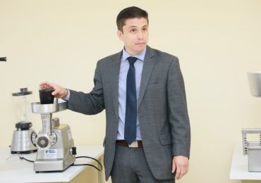 INAUGURACIÓN DE LABORATORIOS EN TECNOLOGÍA PARA CARRERAS DE INGENIERÍA