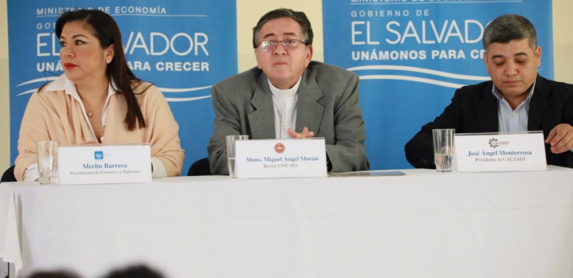 UNICAES INNOVA EN LA INDUSTRIA: LANZAMIENTO DEL PRIMER LABORATORIO DE CALZADO