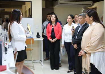 UNICAES INNOVA EN LA INDUSTRIA: LANZAMIENTO DEL PRIMER LABORATORIO DE CALZADO