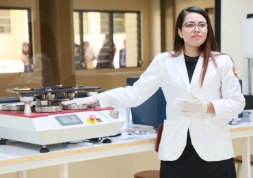 INAUGURACIÓN DE LABORATORIOS EN TECNOLOGÍA PARA CARRERAS DE INGENIERÍA