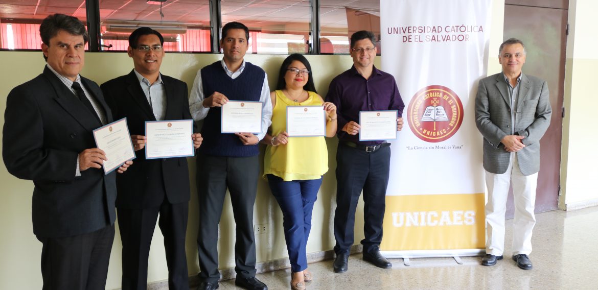 UN RECONOCIMIENTO POR COMPARTIR EL CONOCIMIENTO