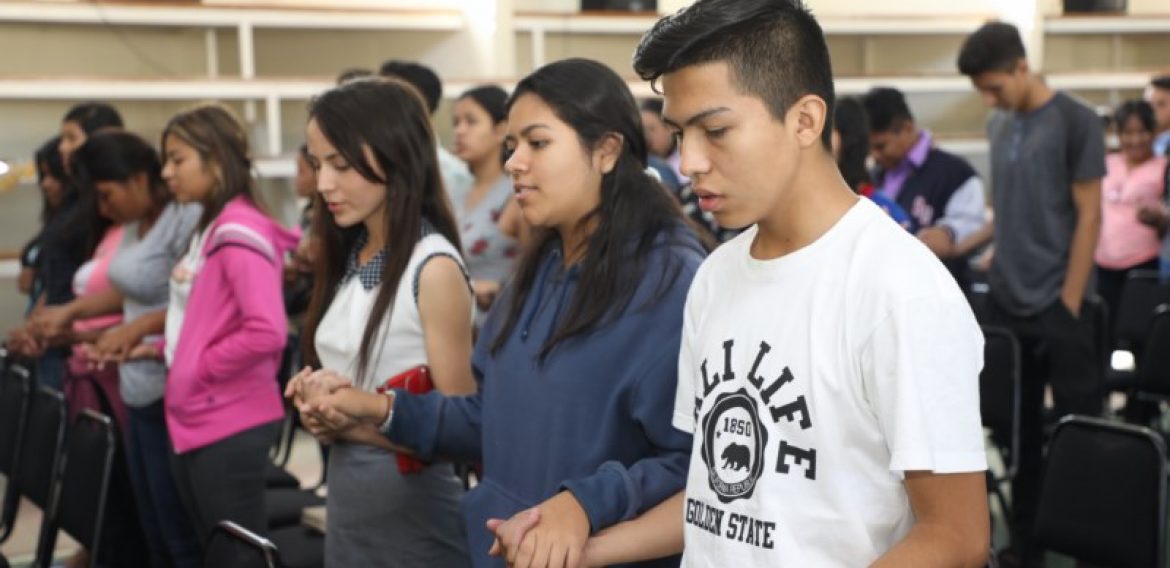 INICIO DEL AÑO ACADÉMICO 2019: ESCUCHAR, SOÑAR Y CONFIAR