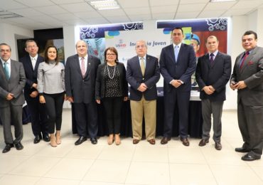 UNICAES participa en convocatoria para jóvenes emprendedores industriales