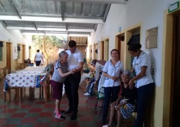 “Gratis habéis recibido; dad gratis” (Mt 10,8)