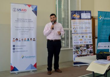 FERIA DE OPORTUNIDADES: EL PRIMER CONTACTO CON EL MUNDO LABORAL
