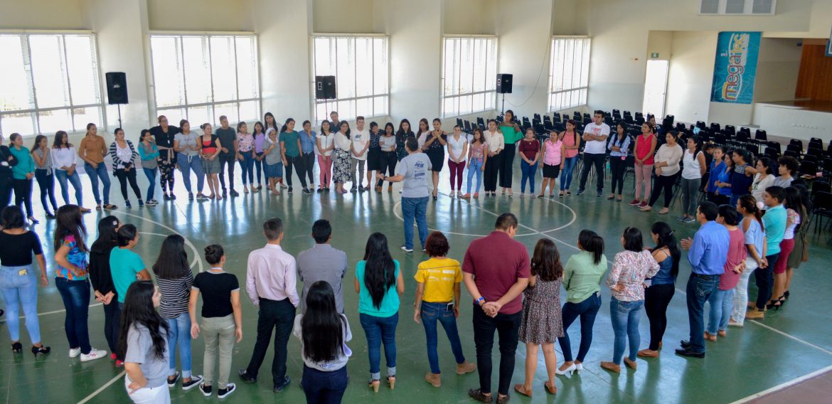 FERIA DE OPORTUNIDADES: EL PRIMER CONTACTO CON EL MUNDO LABORAL