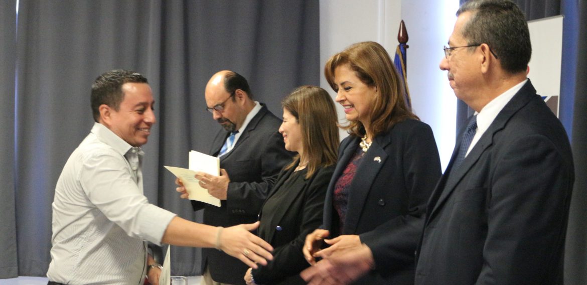 DIPLOMADO PEDAGOGÍA SIGLO XXI: HACIA UN APRENDIZAJE POR COMPETENCIAS