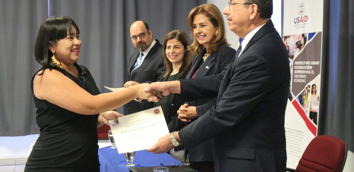 DIPLOMADO PEDAGOGÍA SIGLO XXI: HACIA UN APRENDIZAJE POR COMPETENCIAS