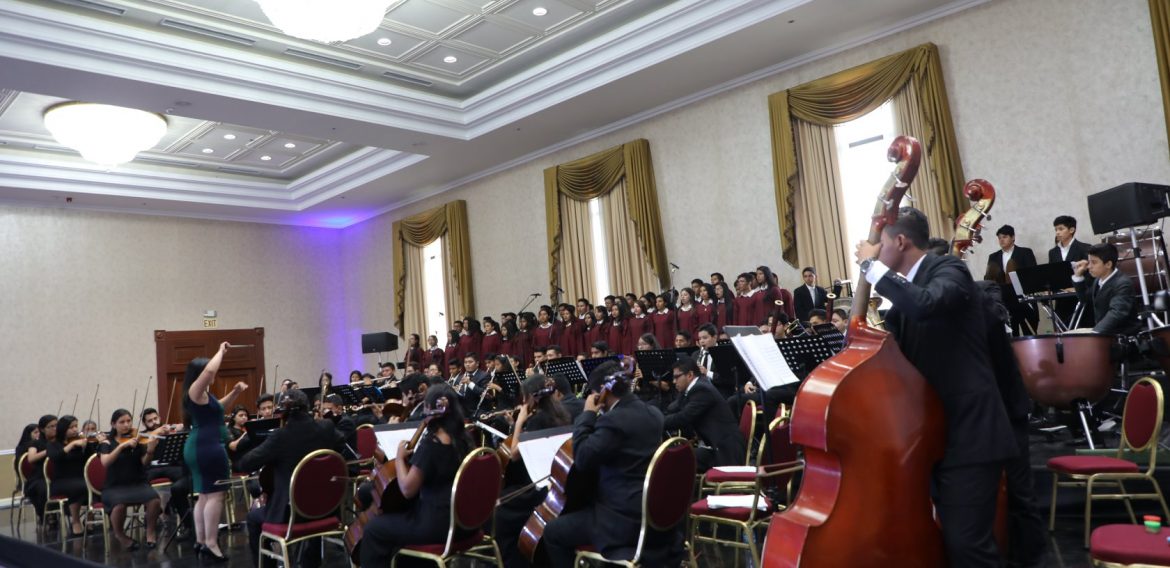 PROYECTOS USAID-UNICAES: LOGROS PARA LA EDUCACIÓN SUPERIOR Y LA INDUSTRIA EN EL SALVADOR