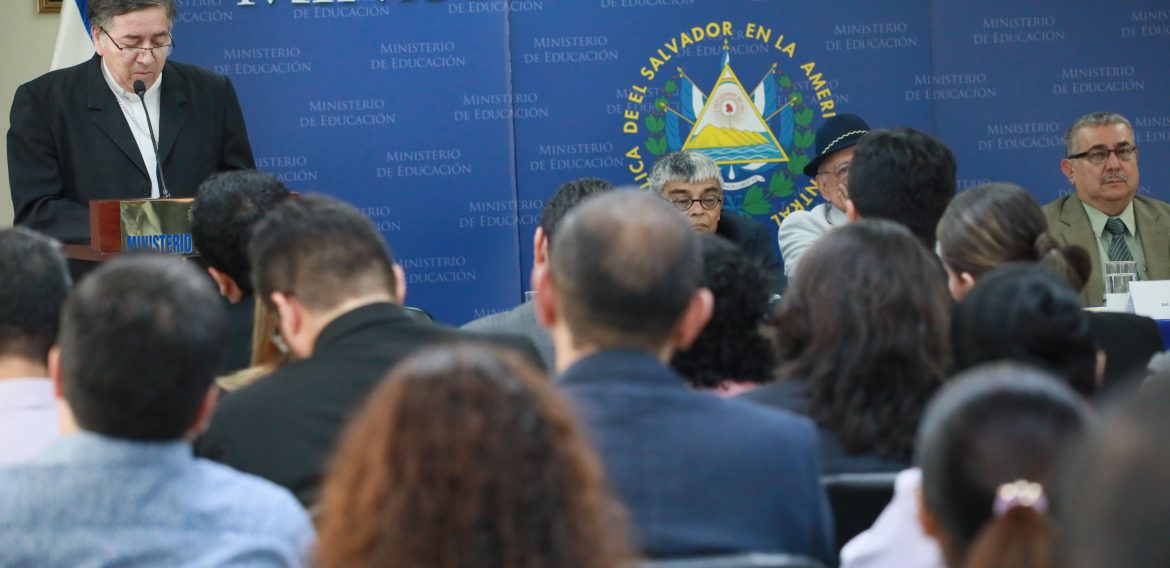 UNICAES EN LA PRENSA GRÁFICA, MAYO 2019