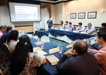 UNICAES IMPARTE EL PRIMER POSGRADO EN MICROECONOMÍA DE LA COMPETITIVIDAD, EN EL SALVADOR