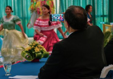 EMBAJADORES DE PANAMÁ Y COLOMBIA FORTALECEN VÍNCULOS DE COOPERACIÓN CON UNICAES CRI
