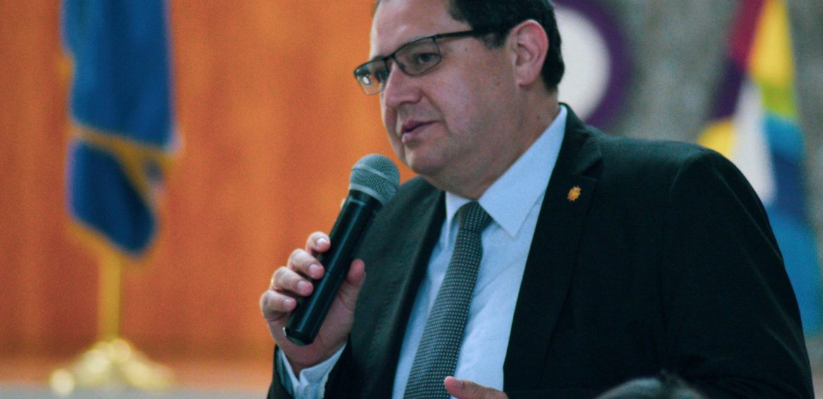 EMBAJADORES DE PANAMÁ Y COLOMBIA FORTALECEN VÍNCULOS DE COOPERACIÓN CON UNICAES CRI