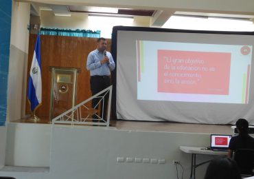 UNICAES CRI CELEBRA II FERIA DEL LIBRO CON CONCURSO DE CUENTOS